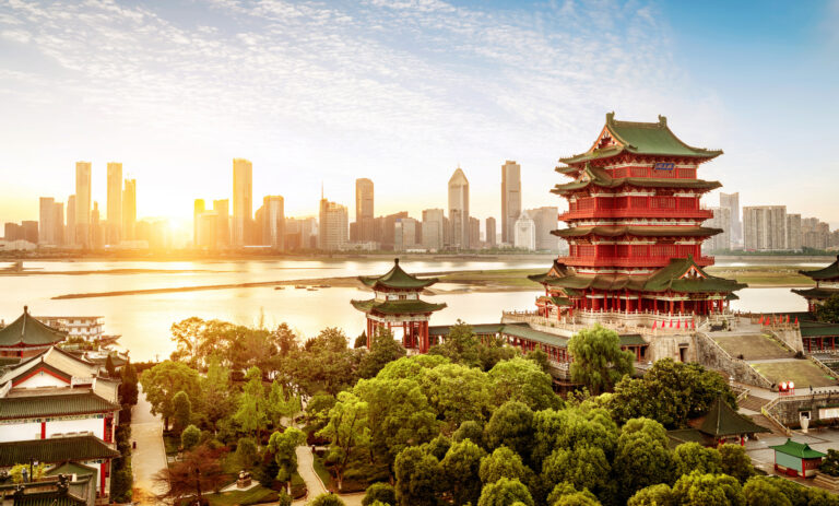 Jet-Set to Asia on a Budget: Your Ultimate Guide to Affordable Adventures!