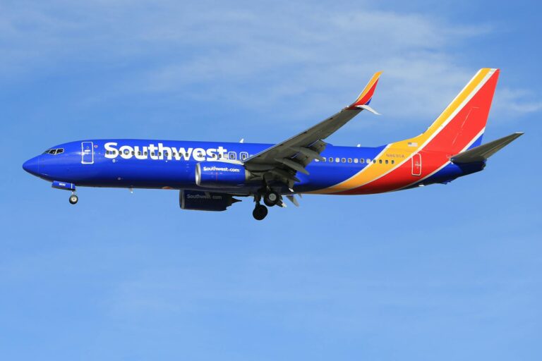 Southwest Airlines to End Cabin Service Earlier for Safety Reasons